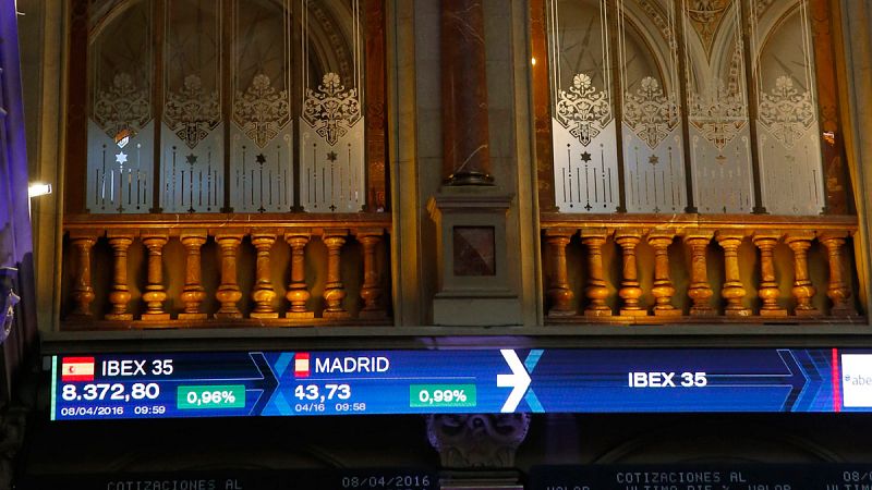 El IBEX 35 sube un 0,83% animado por el sector bancario