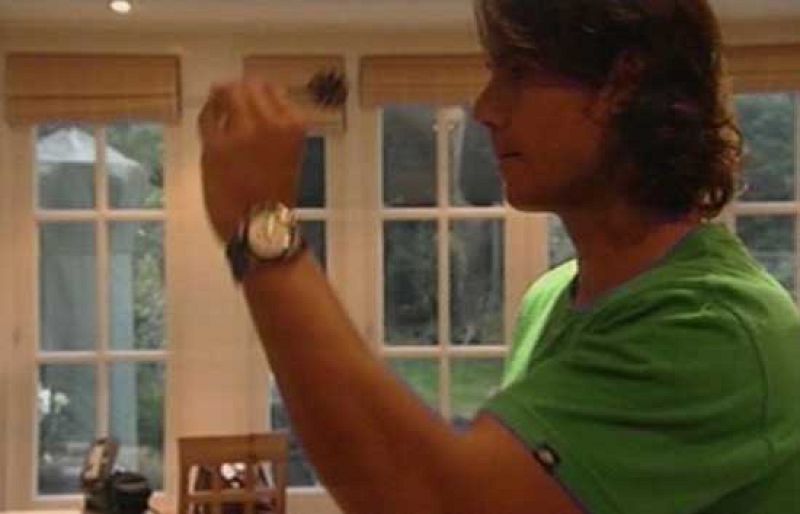 La zurda de Nadal sólo sirve para el tenis