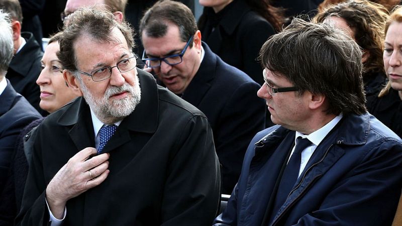 Puigdemont llama a la Moncloa para cerrar un encuentro con Rajoy