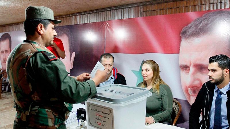 Siria ensaya elecciones mientras se juega el futuro en una nueva ronda de conversaciones de paz