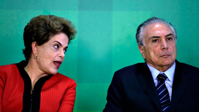 Rousseff rechaza su juicio político y acusa de "golpista" al vicepresidente del gobierno