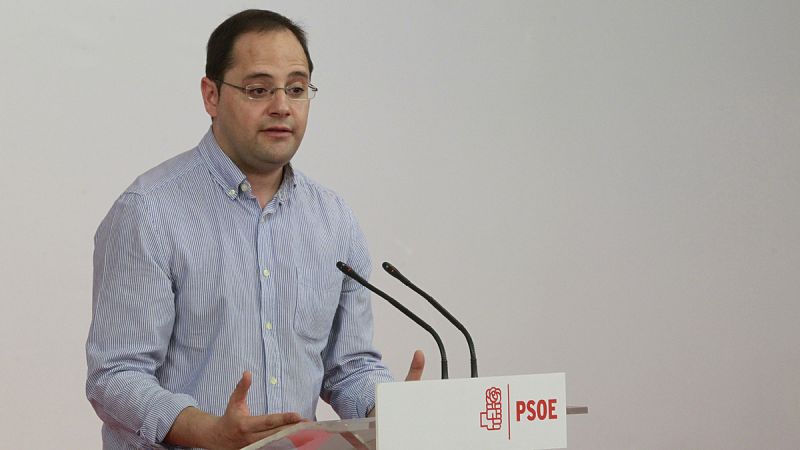 Luena: "EL PSOE y Pedro Sánchez estáran disponibles hasta el último minuto"