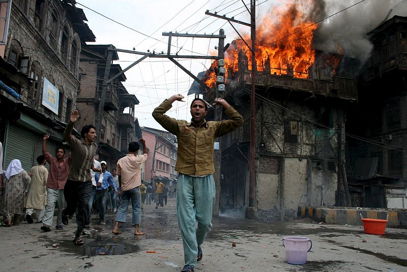 Cachemira, sumida en una ola de violencia que dura varias semanas