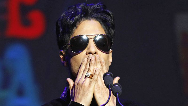 Lágrimas púrpuras por Prince en el mundo de la música