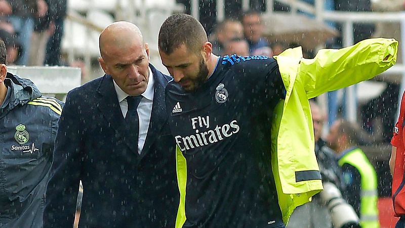 Zidane se lleva a toda la plantilla a Manchester con la duda de si jugará Benzema
