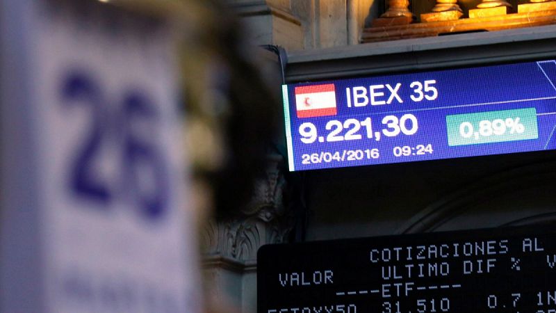 El IBEX 35 sube un 1,56% y se queda a las puertas de los 9.300 por el repunte del petróleo y el tirón de la banca