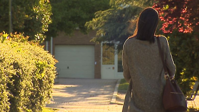 Cuatro de cada diez madres solas en España no puede afrontar los gastos de la casa