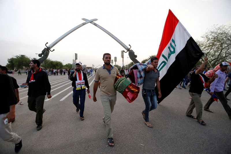Los manifestantes chiíes abandonan la Zona Verde de Bagdad
