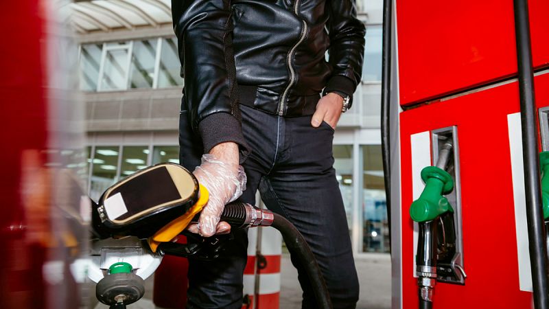 El precio del diésel supera el euro por litro por primera vez en lo que va de año
