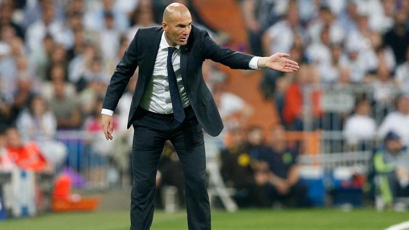 Zidane: "Soy el entrenador de este equipo, algo bien lo hago seguro"