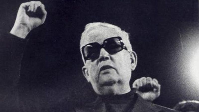 El padre Llanos, jesuita y comunista, en 'Documentos RNE'