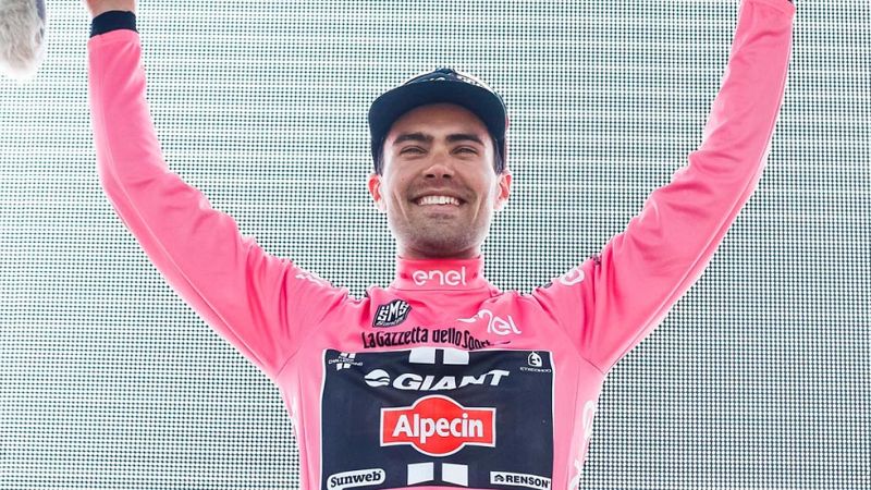 Dumoulin gana la prólogo y la primera maglia rosa del Giro