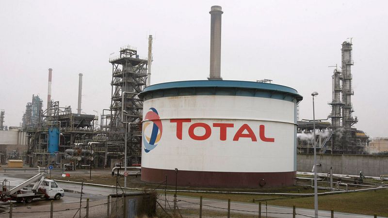 Total lanza una opa por el 100% del fabricante de baterías Saft por 950 millones