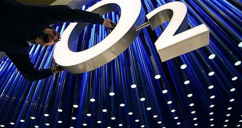 Bruselas veta la compra de O2, la filial británica de Telefónica, por parte del grupo chino Hutchinson