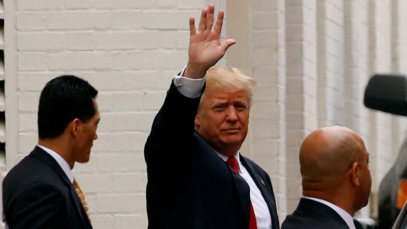 Trump y la cúpula del partido republicano liman sus diferencias antes de la nominación del candidato