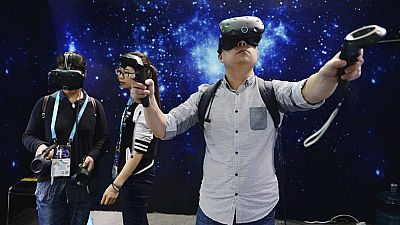 5.0 - Mirada de realidad virtual - Escuchar ahora