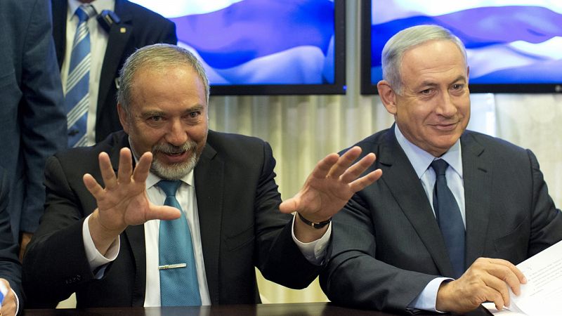 Netanyahu nombra al ultraderechista Avigdor Lieberman ministro de Defensa de Israel