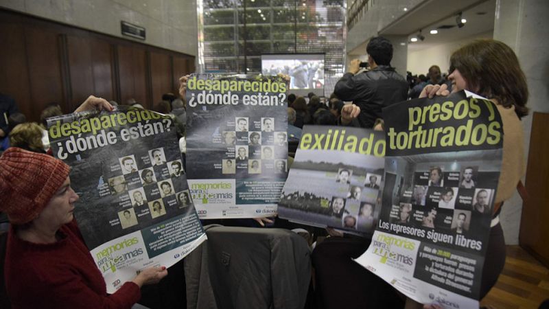Condenan al exdictador argentino Bignone a 20 años de prisión por el Plan Cóndor