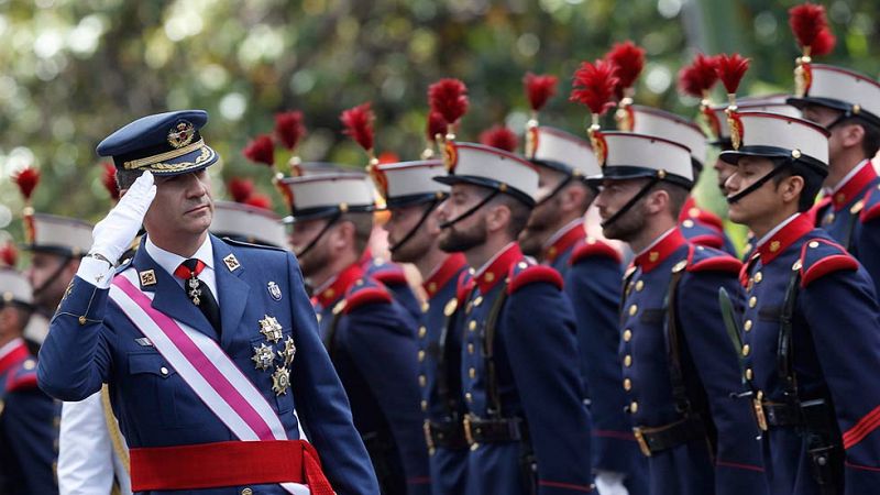 Morenés: "Las Fuerzas Armadas cumplen su misión esté la situación política como esté"