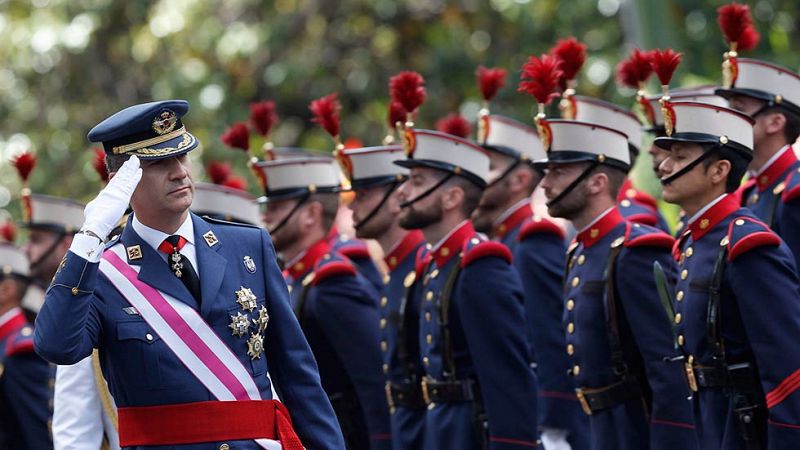 Morenés: "Las Fuerzas Armadas cumplen su misión esté la situación política como esté"