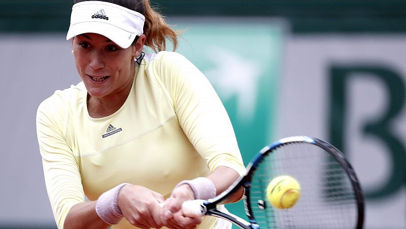 Muguruza jubila a Kuznetsova y se planta en cuartos de Roland Garros