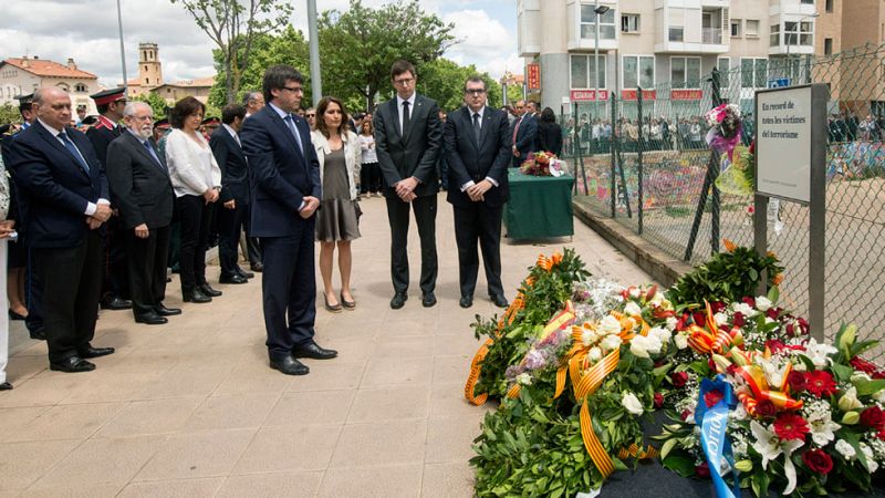 Homenaje en memoria de las víctimas del atentado de Vic cuando se cumplen 25 años