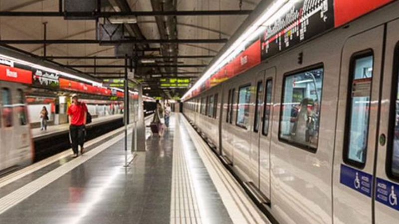 Situación "complicada" en el metro de Barcelona en el segundo día de paros parciales