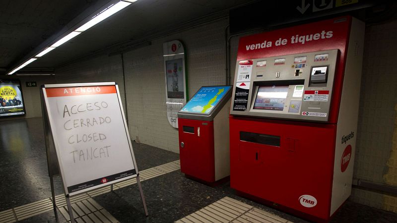 El metro de Barcelona registra un 28% menos de usuarios esta mañana por la huelga