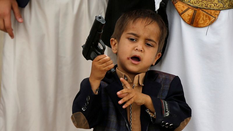 Un tercio de los combatientes en el conflicto del Yemen son niños, según HRW