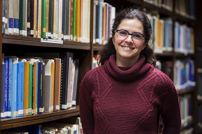 Julia de León: "Cada asteroide es distinto y enseña cosas sorprendentes"