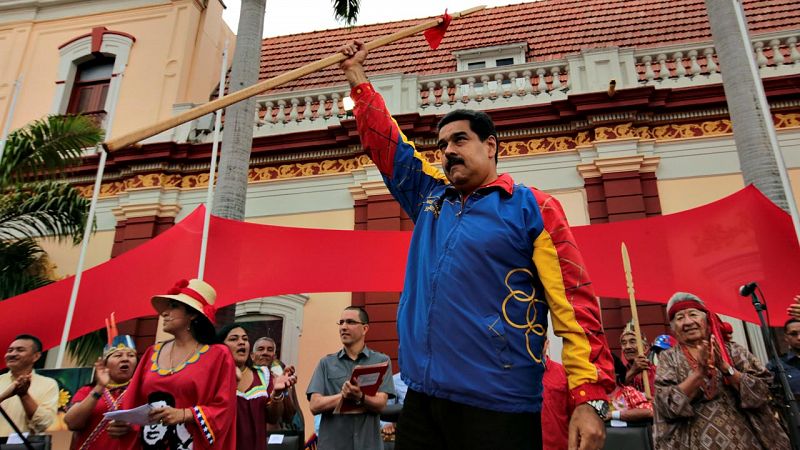 El Gobierno de Venezuela acusa al Parlamento de propiciar un golpe y pide amparo al Tribunal Supremo