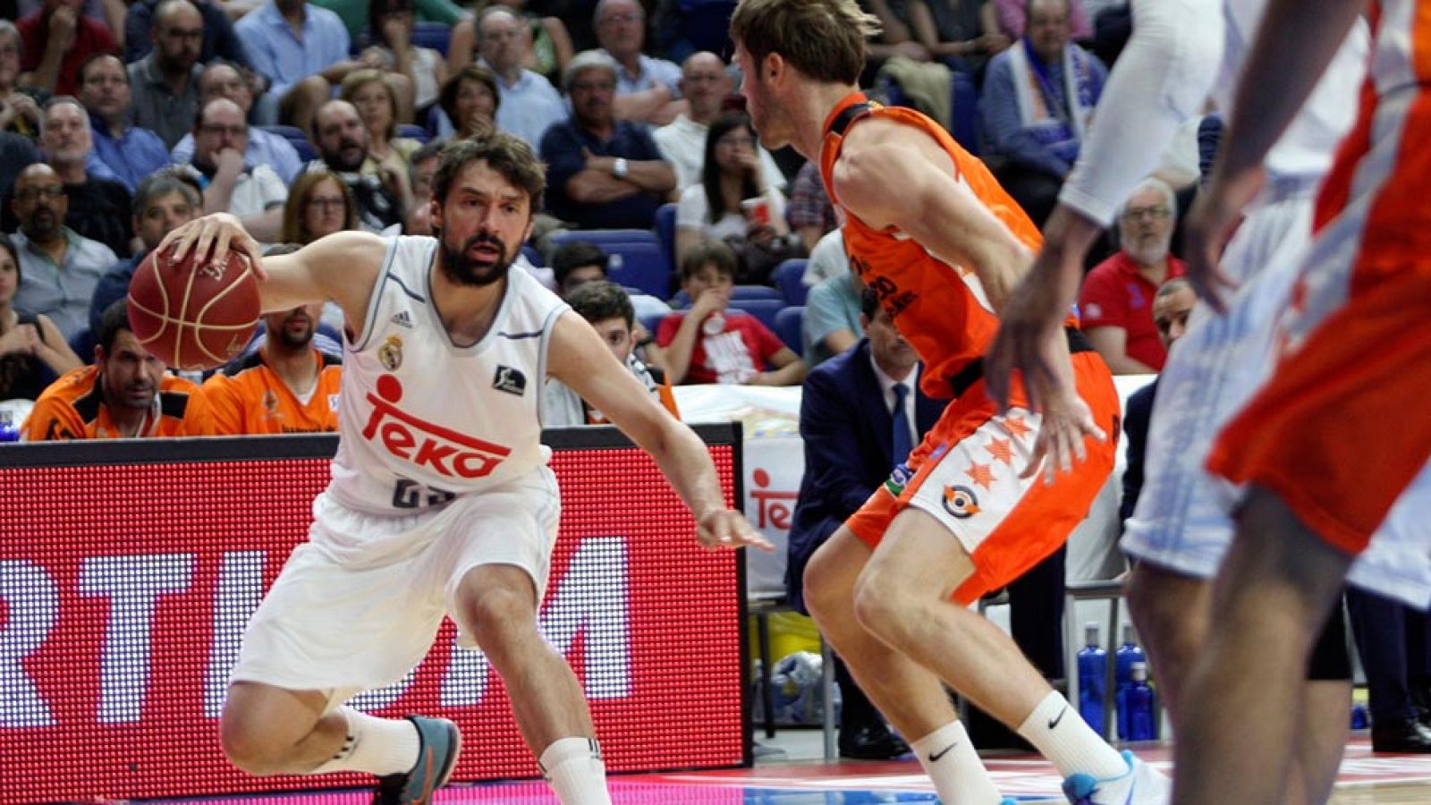 Real Madrid 97-88 Valencia - Baloncesto en RTVE | Ver