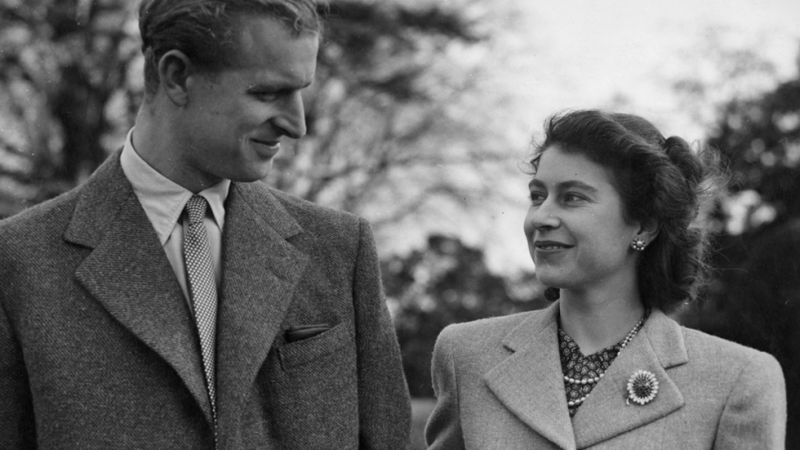 Documaster nos acerca el lado más desconocido del reinado de Isabel II