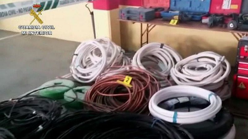 Detenidos nueve miembros de una familia por robos en polígonos industriales de seis comunidades