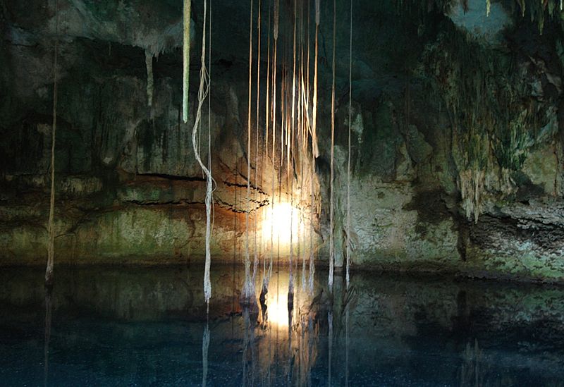 Arqueólogos mexicanos creen haber descubierto la entrada al inframundo maya