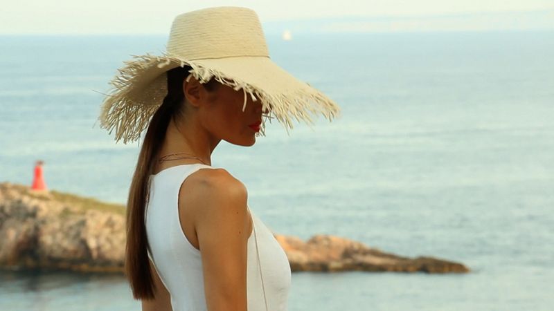 AD TALENT corona a la joven diseñadora Lorena Sánchez