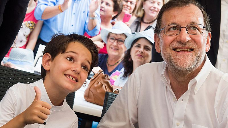 Rajoy: "Se elige entre un gobierno del PP y uno nucleado en torno a Podemos, radicales y extremistas"