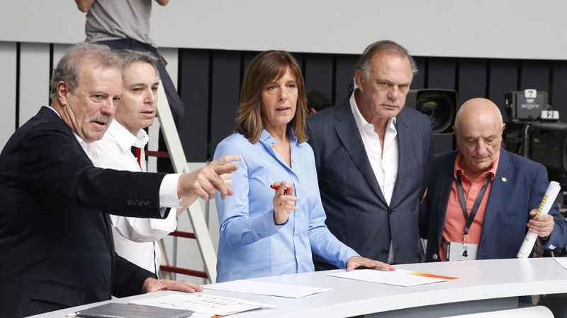 Pedro Sánchez cerrará el debate a cuatro con el "minuto de oro", que abrirá Pablo Iglesias