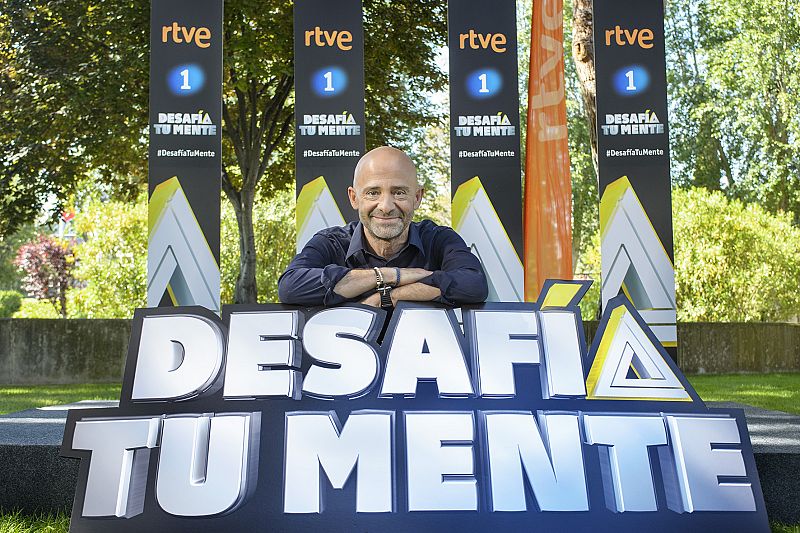 ¿Cómo se siente Antonio Lobato a pocas horas del estreno de 'Desafía tu mente? Te lo cuenta en directo el Facebook de RTVE