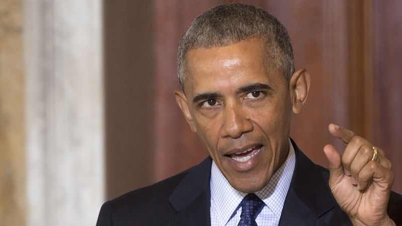 Obama dice que "ser duro" contra el terrorismo implica prohibir las armas de asalto