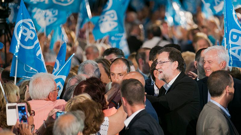 Rajoy responde a Sevilla pidiendo que se deje gobernar a la lista más votada si no hay acuerdo