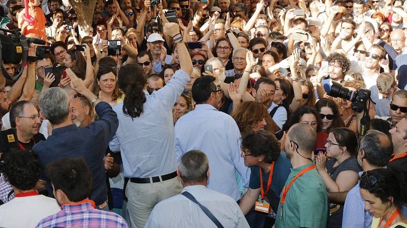 Iglesias gana a Rajoy, Sánchez y Rivera...en Twitter y Facebook