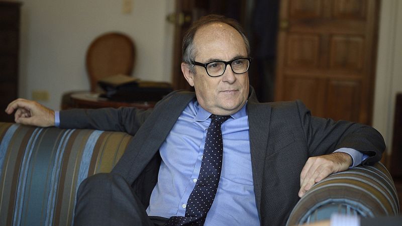 Restoy dice que en España "no sobran" muchos bancos pero confirma que los "más vulnerables" estudian fusiones