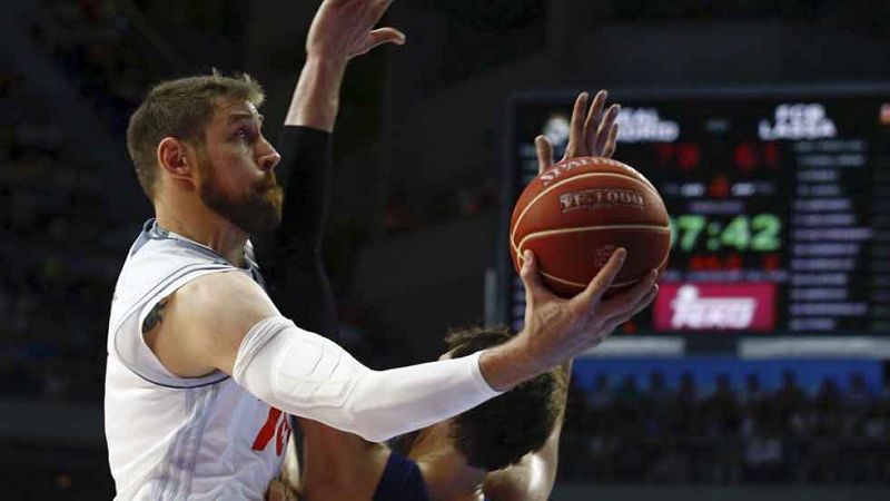 El Real Madrid pone de cara la final de la Liga Endesa tras ganar el tercer partido