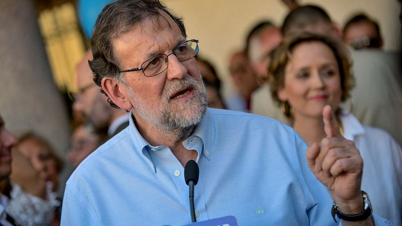 Rajoy asegura que "la inversión puede huir" de España si hay una "ruptura" del modelo constitucional