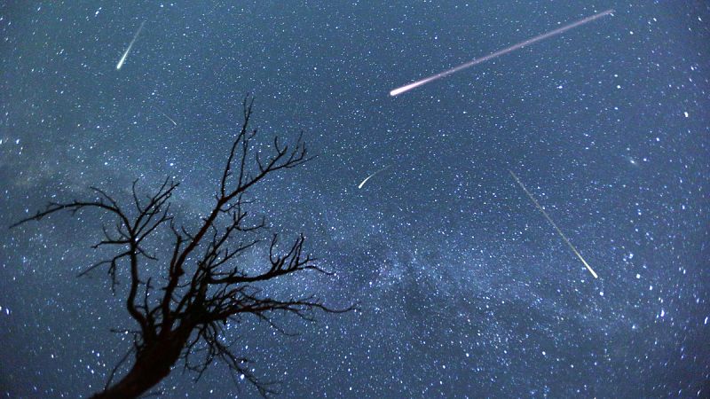 Cinco planetas, dos eclipses y las perseidas protagonizarán el verano astronómico