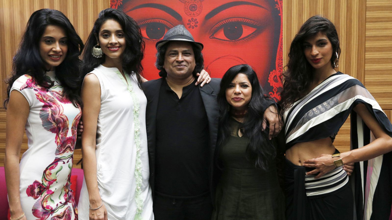 Desde Bollywood llega a España la película '7 diosas'  donde se realza el papel de la mujer actual de la India