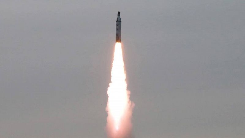 Corea del Norte lanza dos nuevos misiles Musudan, uno de ellos fallido