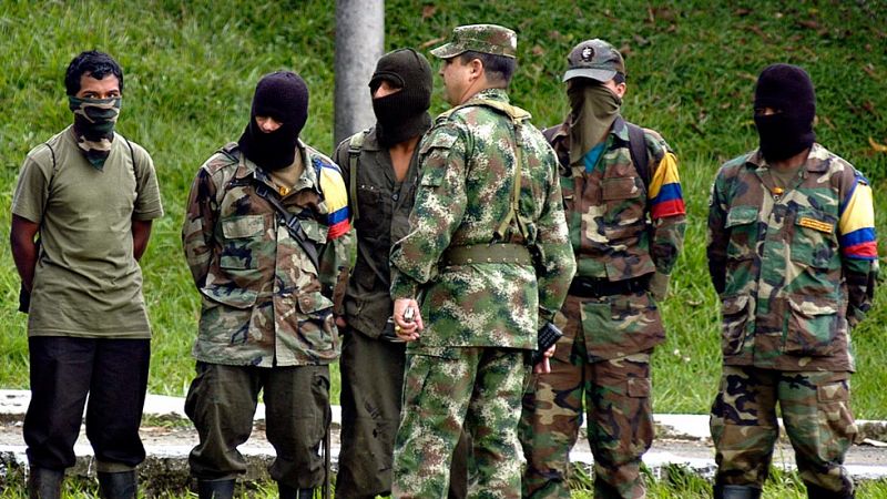 Colombia y las FARC acuerdan un alto el fuego "definitivo" que pondrá fin a medio siglo de conflicto