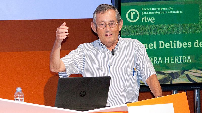 Miguel Delibes de Castro: "Los últimos presidentes de Gobierno se han despegado mucho del medio ambiente"